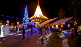 maison pere noel laponie