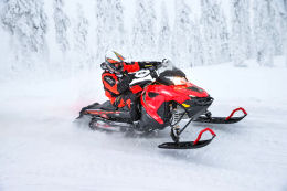 raid motoneige laponie finlande suede sejour voyage photo